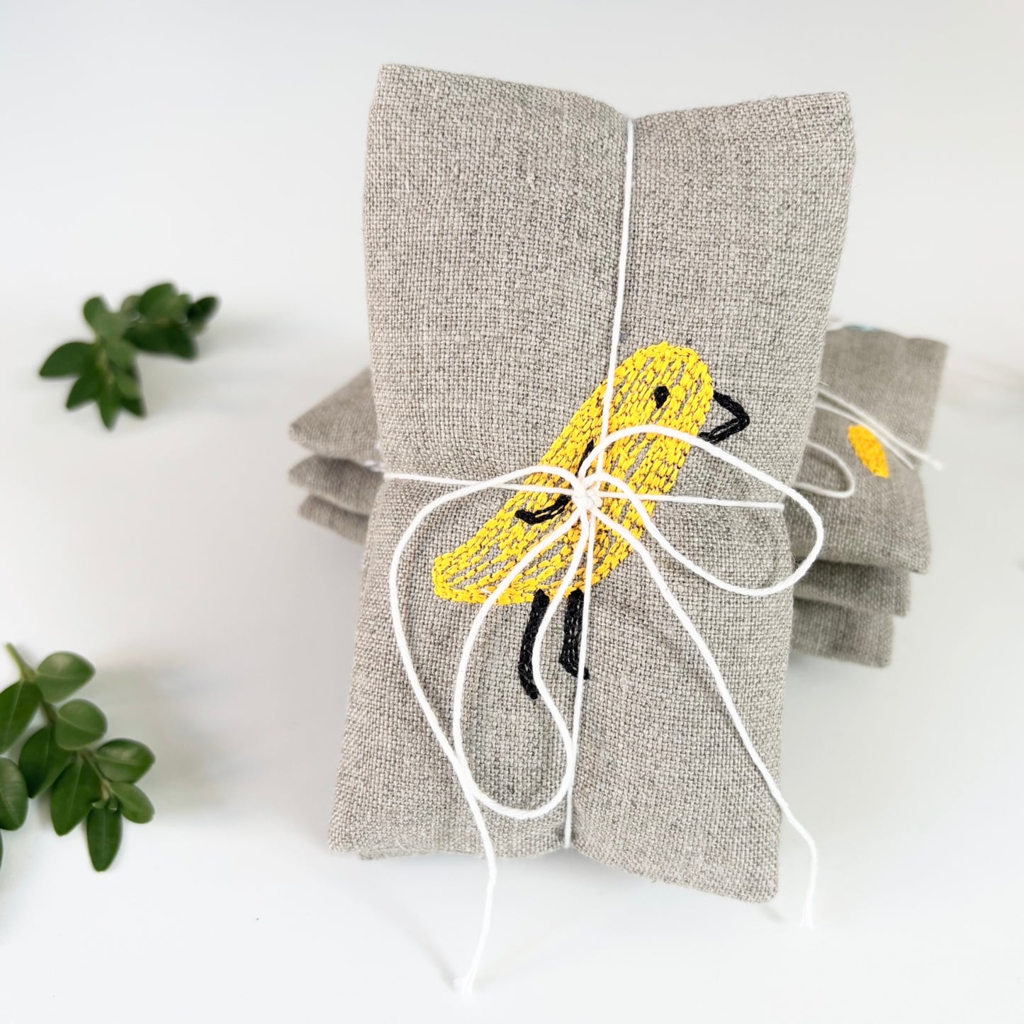 Backyard Birds Sachet Set