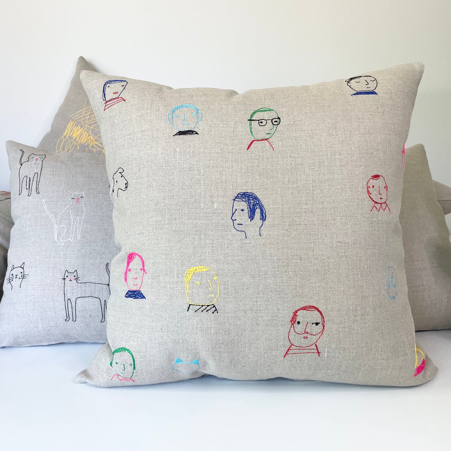 Folks Pillow