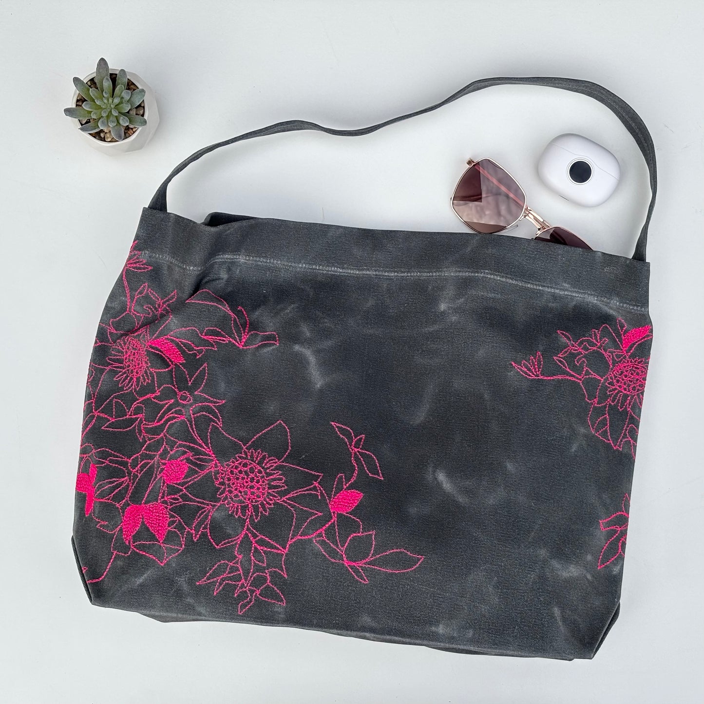 Clematis Slouchy Bag